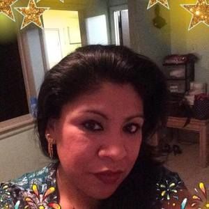 Meet your Posher, Elvira